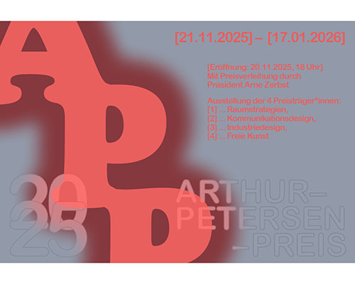 Plakatmotiv des Arthur-Petersen-Preises mit roter Schrift vor grauem Hintergrund