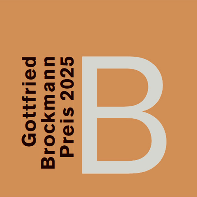Orangefarbene Gestaltung, auf der ein gro&szlig;es "B" zu lesen ist, daneben der Schriftzug Gottfried-Brockmann-Preis