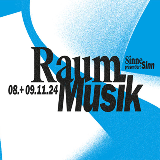 Blau-weißes Plakatmotiv des Symposiums. Zu lesen ist "Raum|Musik"